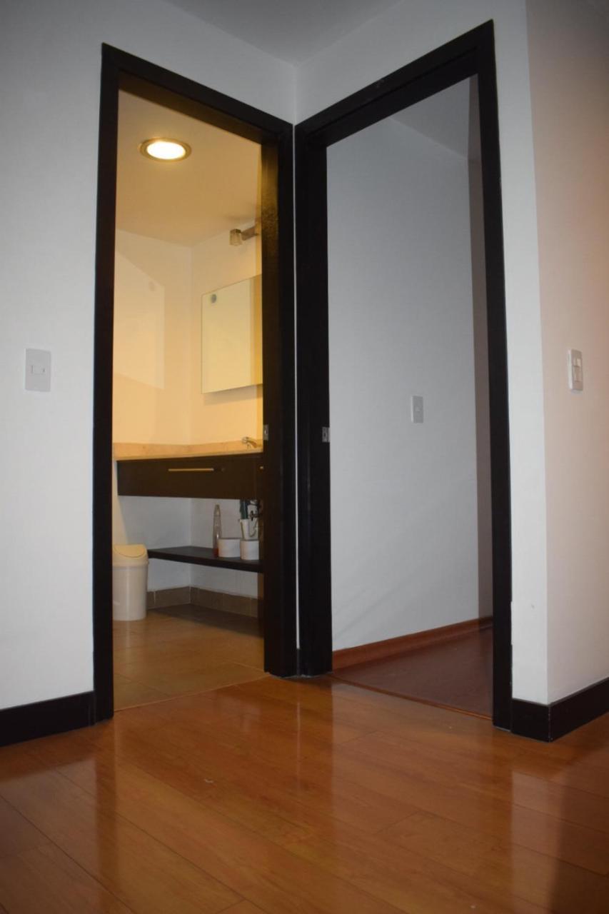 Deluxe Apartment Metroplaza Quito Bagian luar foto