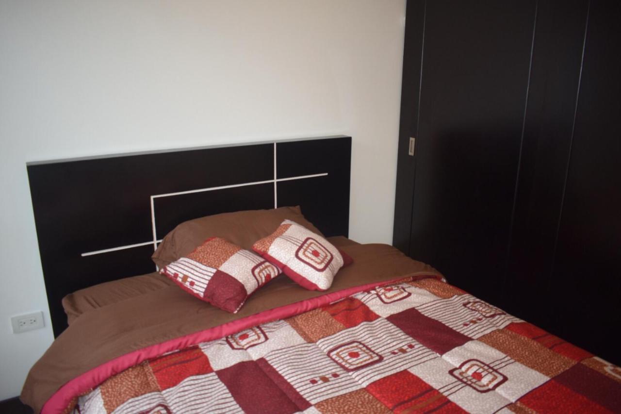 Deluxe Apartment Metroplaza Quito Bagian luar foto